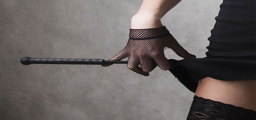 BDSM - How to Introduce Into Your Bedroom Play