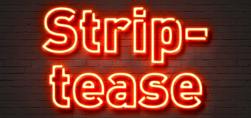 How to Strip Tease for Your Partner – A Guide for Couples